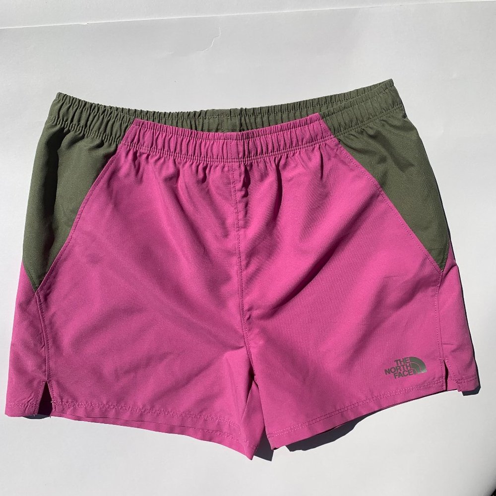 NORTH FACE Shorts